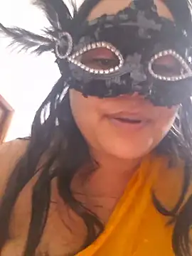 Show modela Luv_swara02 na web-kameri