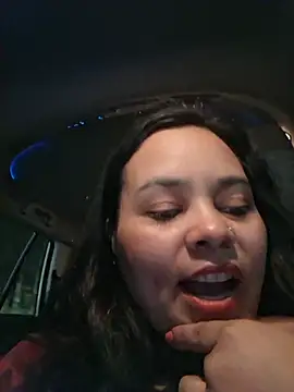 Luv_swara02's Live XXX Chat