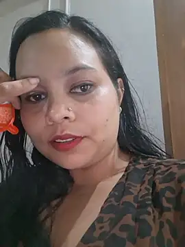Luv_swara02 webcam show