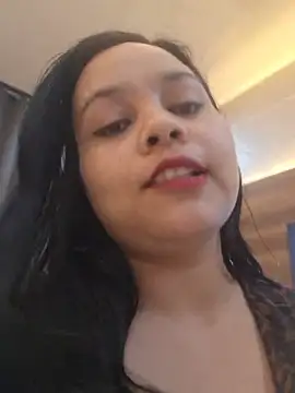 Luv_swara02 Show in webcam