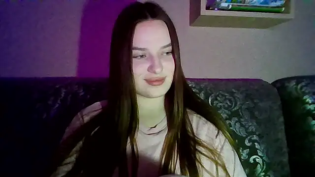 EmberSoul Adlı Modelin Canlı XXX Sohbeti