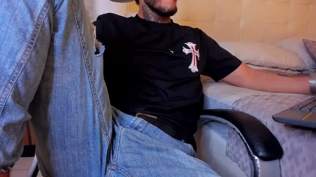 JacksonGreenn Show Webcam