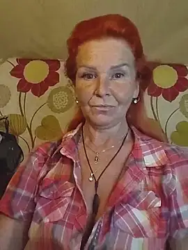 Show modela SandraCassandra na web-kameri