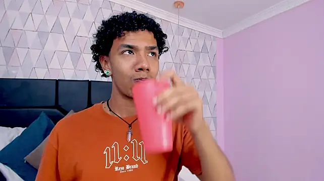 MarckThompsonn Webcam show