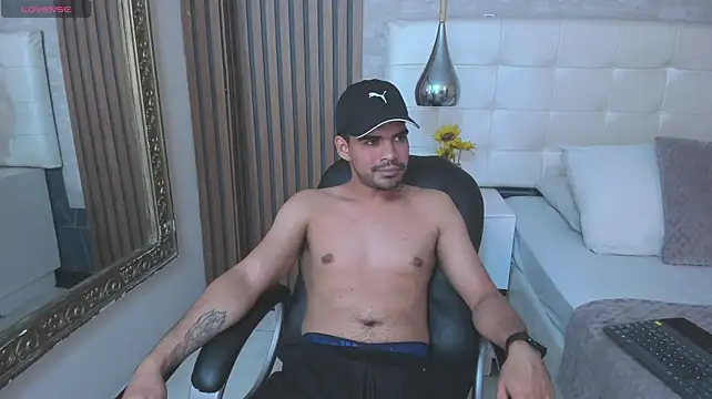 DaviidClarck webcam show