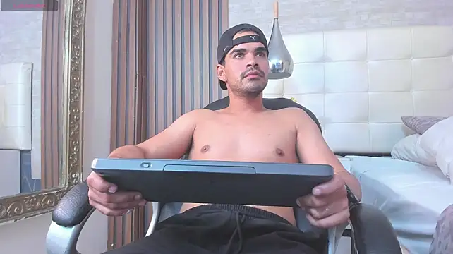 DaviidClarck Webcam show
