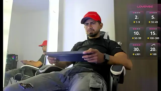 Noah_blackmen webkamerás műsora