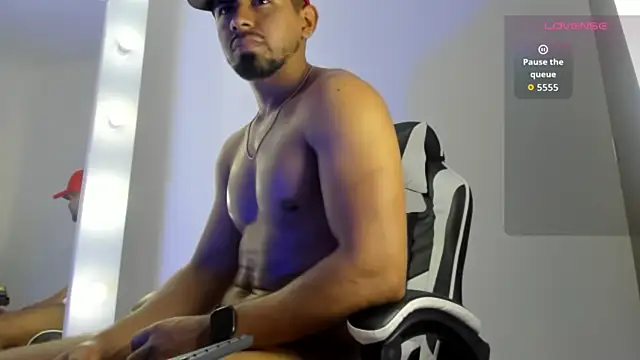 Noah_blackmenn Webbikameraesitys