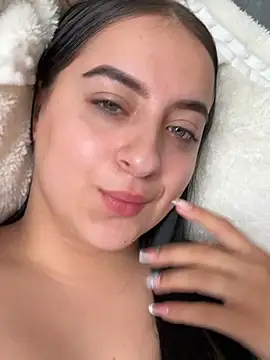 brenda_tilly Adlı Modelin Canlı XXX Sohbeti