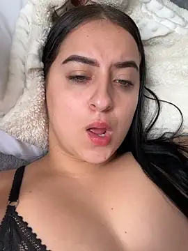 brenda_tilly Adlı Modelin Canlı XXX Sohbeti