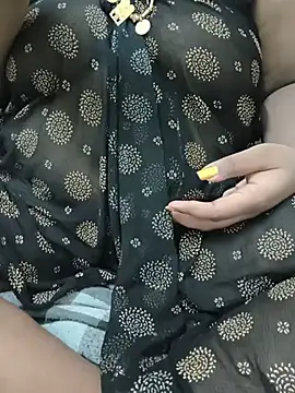 Pokazy przed kamerką – tamil_Anusri_couple