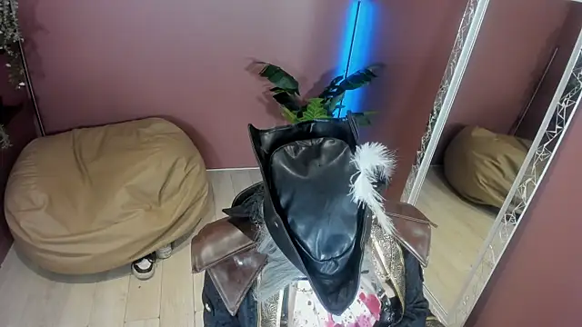 הופעת וובקאם של Karmillakerrigan