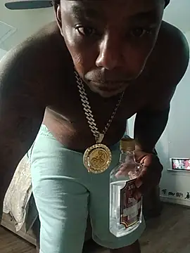 Chat +18 de Kynghot228 ao vivo