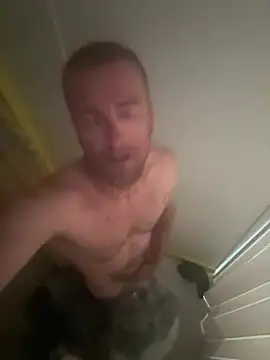 Hollywood888923 Show Webcam