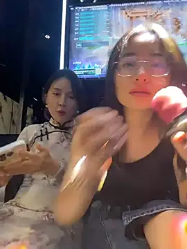 Zoe-520's Webcam Show