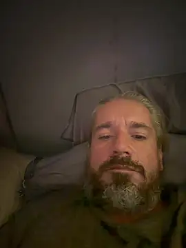הופעת וובקאם של Spread4cum