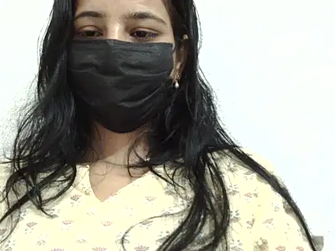 צ'אט XXX בשידור חי של Nisha_As