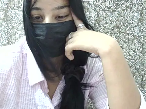 Chat XXX en directo de Nisha_As