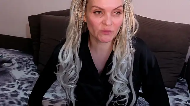 Show modela AngellWhisper na web-kameri