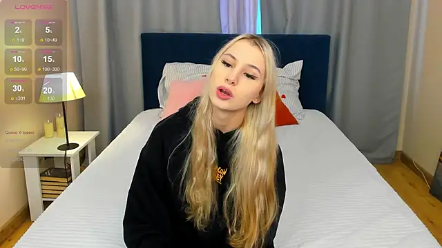 Karolina_brand live XXX chat