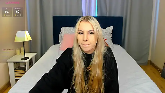 Karolina_brand's Live XXX Chat