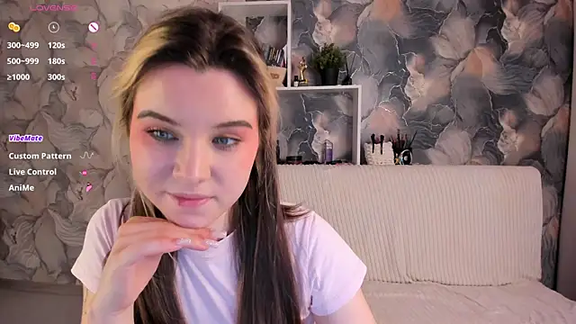 elly_pops' Live XXX Chat