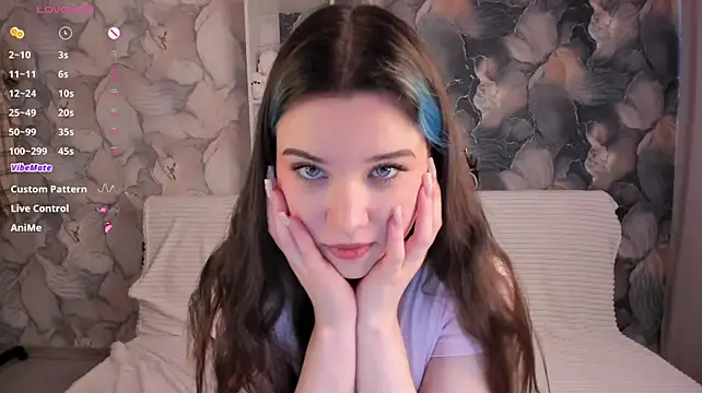 elly_pops' Live XXX Chat