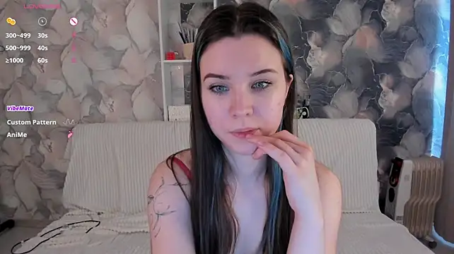 Онлайн чат XXX elly_pops