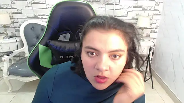 amalia_a's Live XXX Chat