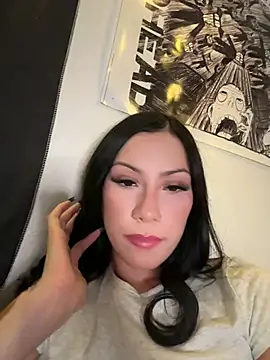 הופעת וובקאם של carmenbabyluv