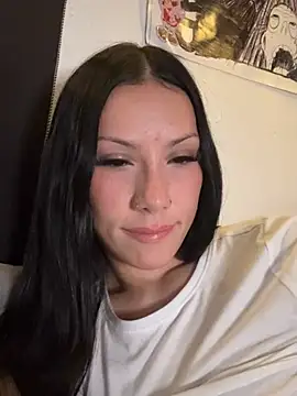 carmenbabyluv Show in webcam