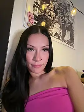 carmenbabyluv: διαδικτυακό σόου στην κάμερα