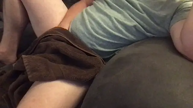 nvversguynextdoor 网络视讯表演