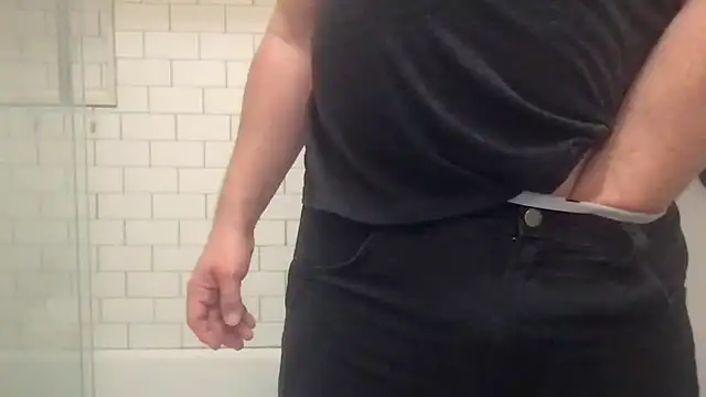 nvversguynextdoor 网络视讯表演