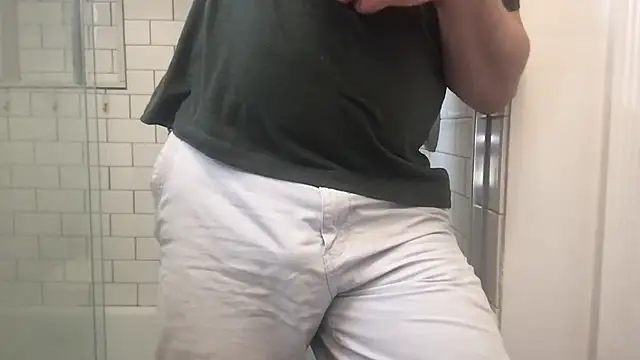 הופעת וובקאם של nvversguynextdoor
