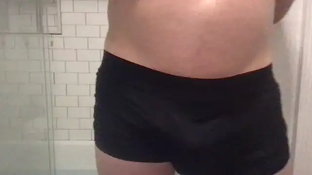 nvversguynextdoor 网络视讯表演