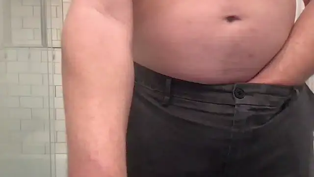 Show modela nvversguynextdoor na web-kameri