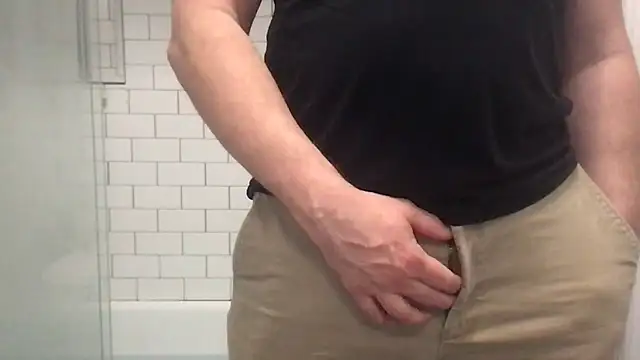 nvversguynextdoor Show in webcam
