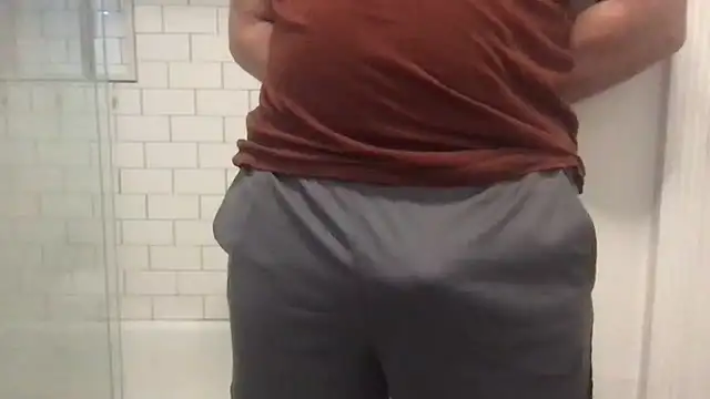 nvversguynextdoor Show in webcam
