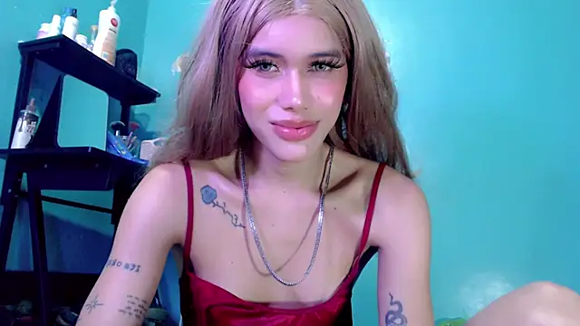 bunnydollstella1 Show in webcam