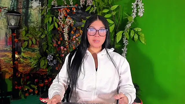 عرض كام Camila_Fox69