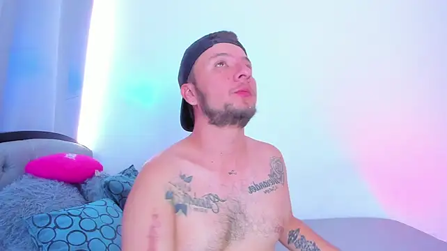 karl_kai – webcam-show