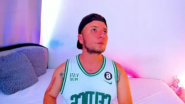 Pokazy przed kamerką – karl_kai