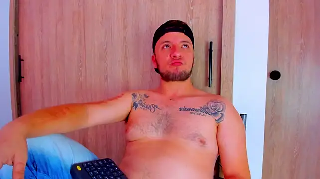 karl_kai – webcam-show