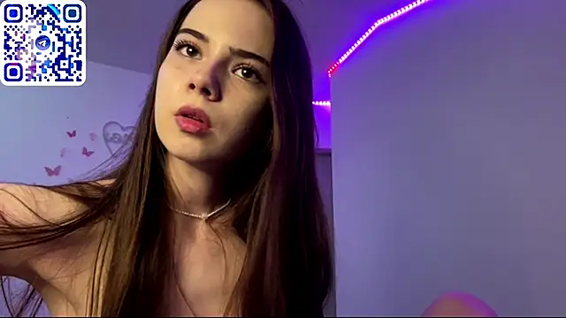 Онлайн чат XXX ElieFluttershy