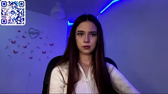 Онлайн чат XXX ElieFluttershy