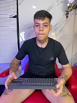 samael_betancurt7's Webcam Show