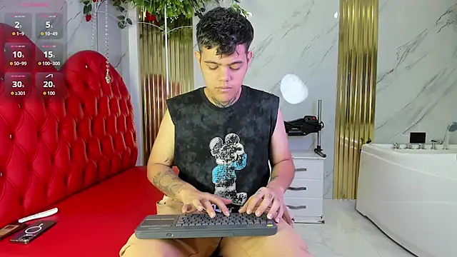 Pokazy przed kamerką – leonel_bigcum