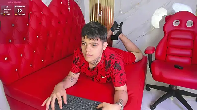 Webkamerová show leonel_bigcum