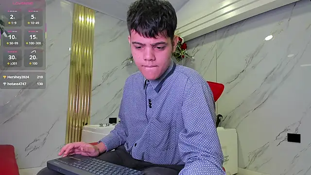 leonel_bigcum Шоу с уебкамера